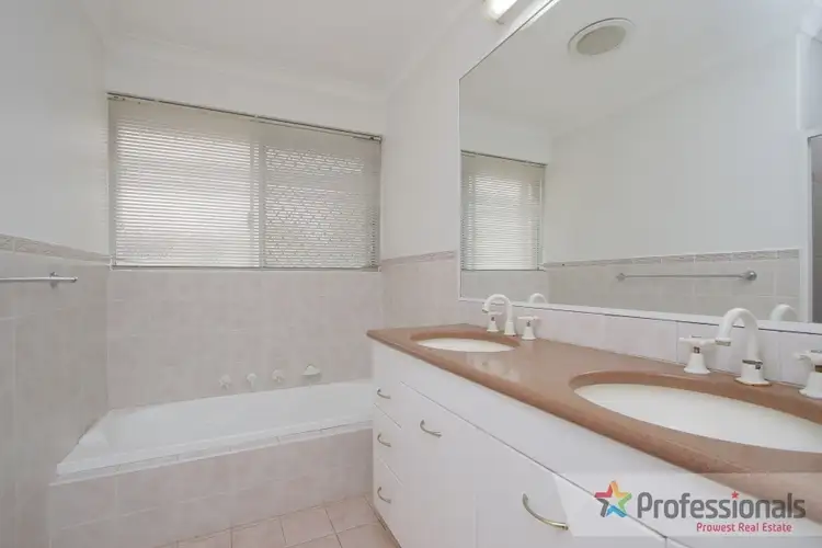Seventh view of Homely house listing, 2 Glengarry Street, Parkwood WA 6147