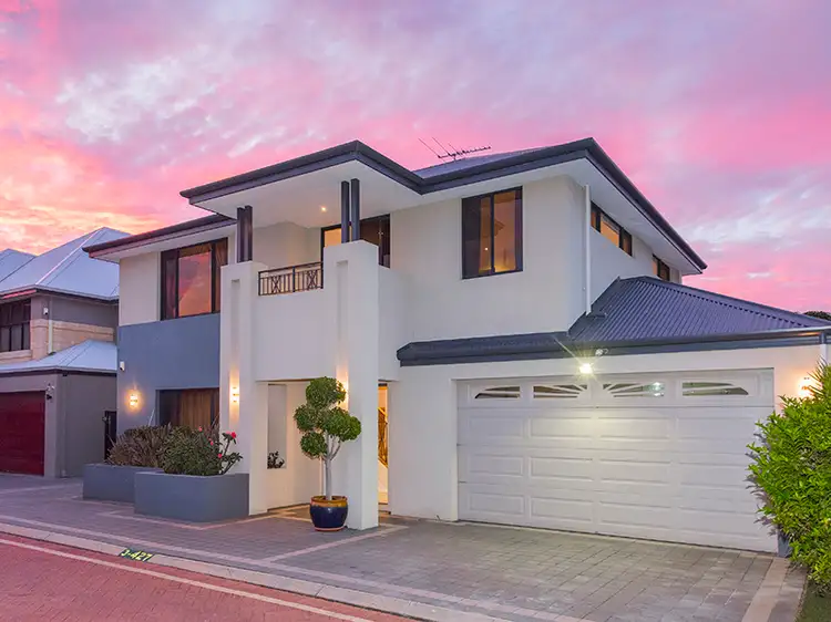 3/427 Riverton Drive East, Shelley WA 6148