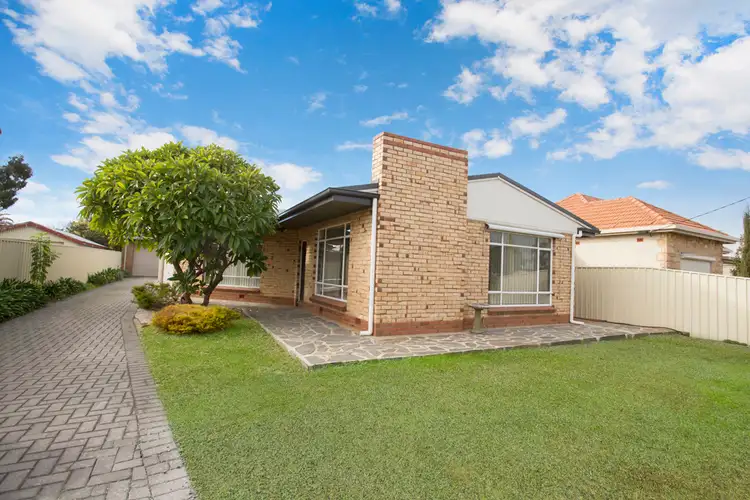 11 Fraser Street, Woodville South SA 5011