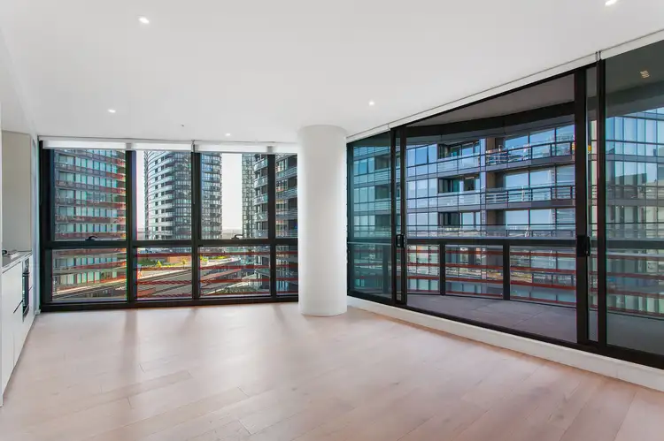 908S/883 Collins Street, Docklands VIC 3008