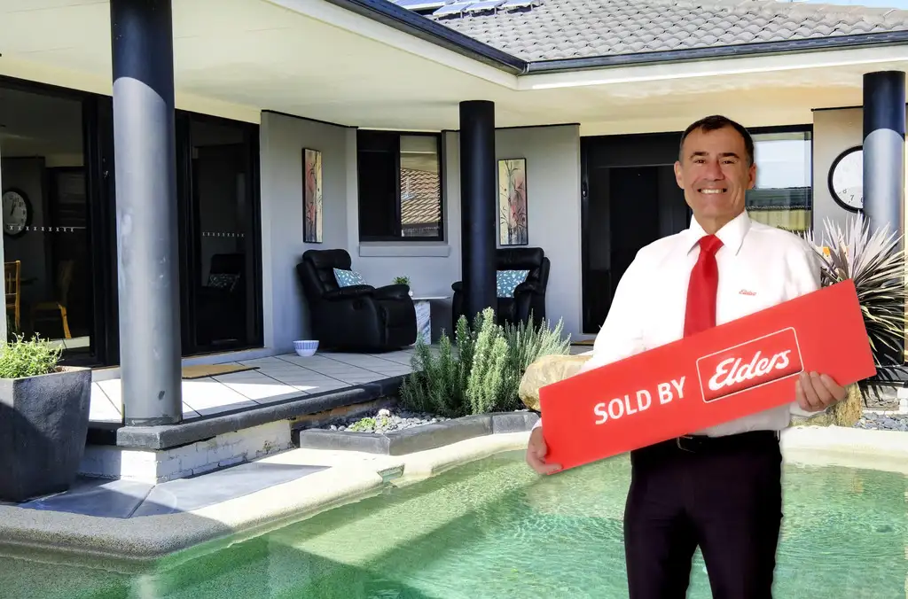 Main view of Homely villa listing, 2/5 Chusan Place, Forster NSW 2428