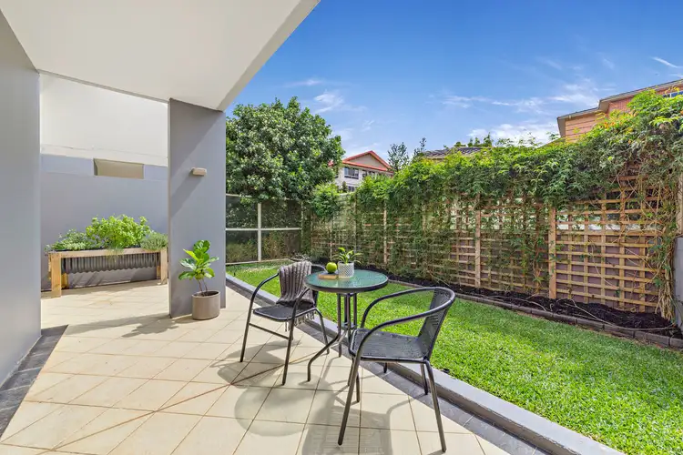 9/27 Windward Parade, Chiswick NSW 2046