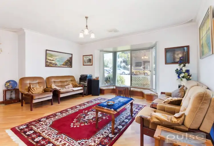 1 Amur Place, Bateman WA 6150