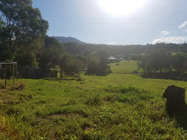 58 Strawberry  Road, Beerwah QLD 4519