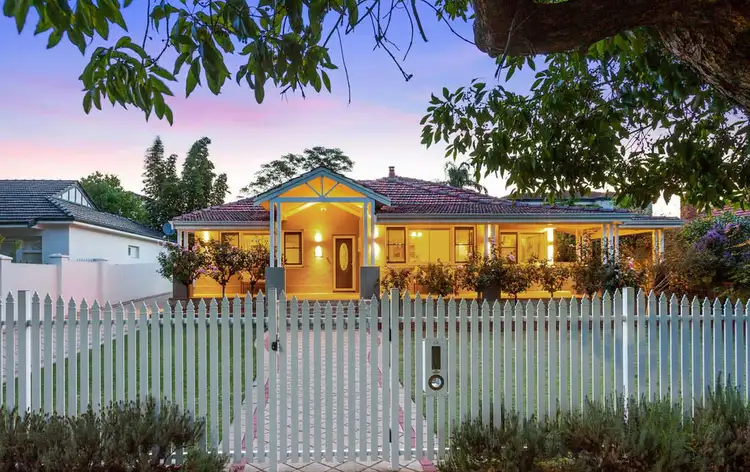 35 Lockhart Street, Como WA 6152