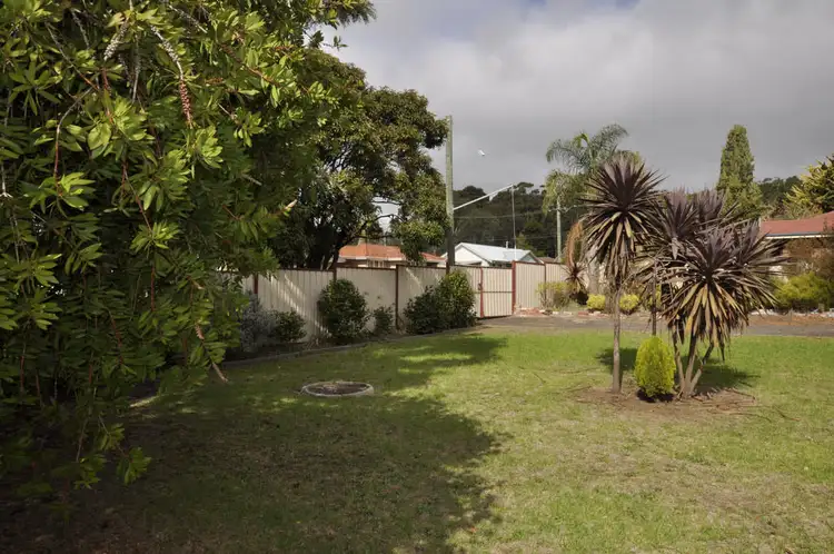 Fifth view of Homely house listing, 1 Seaton Villa Road, Manjimup WA 6258