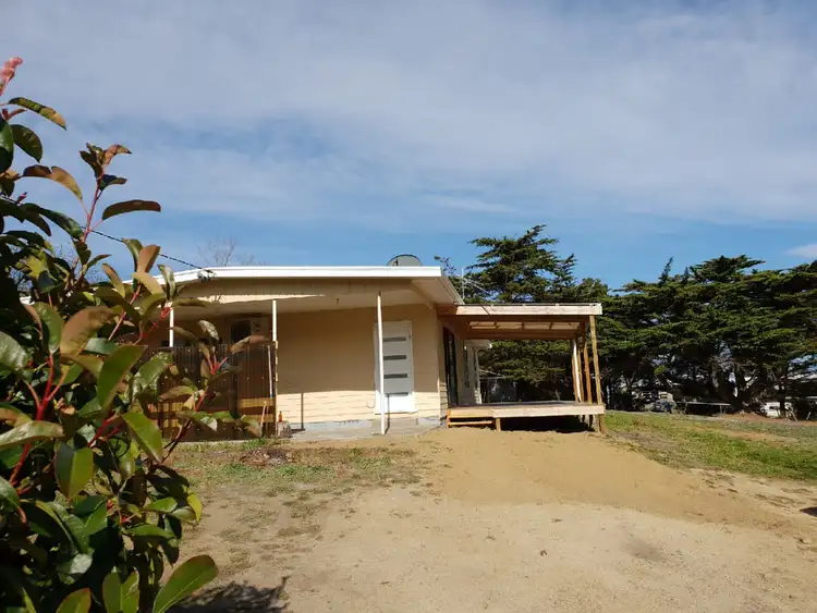 26 Nubeena Back Road
