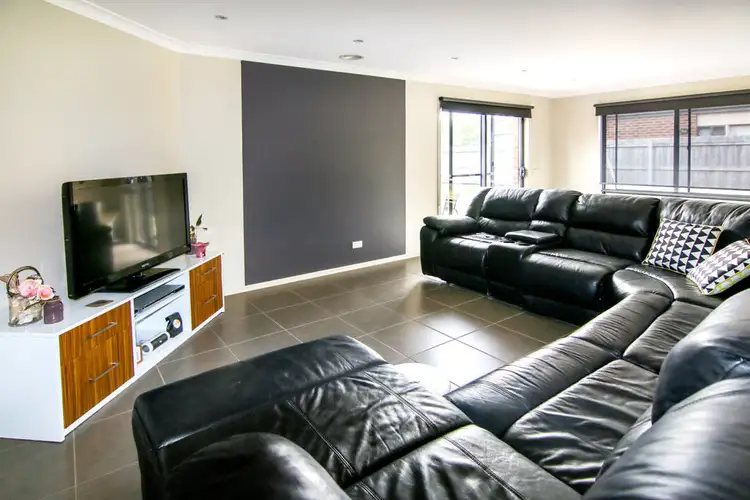 Fifth view of Homely house listing, 18 Eastern View Drive, Eastwood VIC 3875