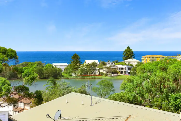 Second view of Homely townhouse listing, 2/3 Hastings Rd, Terrigal NSW 2260