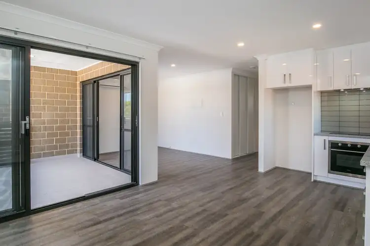 8/18 Second Avenue, Bassendean WA 6054