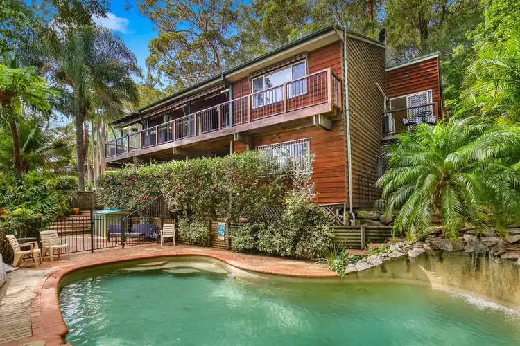 5 Omaru Close, Green Point NSW 2251