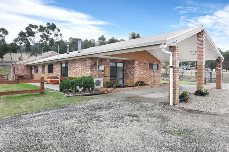 555 Settlement Rd, Sunbury VIC 3429