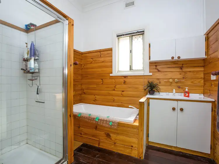 Fifth view of Homely house listing, 201 Steere Street, Collie WA 6225