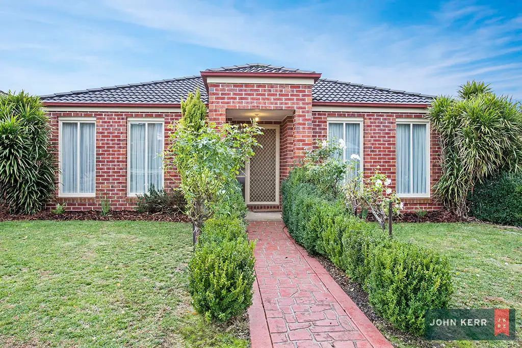 Main view of Homely house listing, 27 Vincent Boulevard, Trafalgar VIC 3824