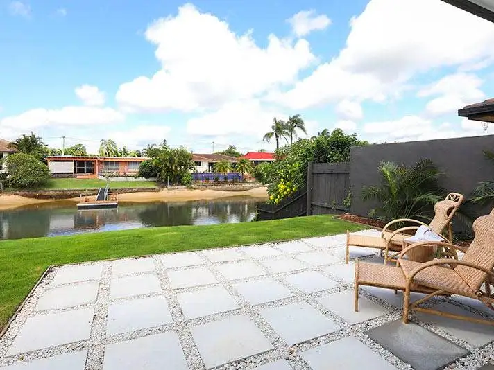 4 Cristobel Court, Broadbeach Waters QLD 4218