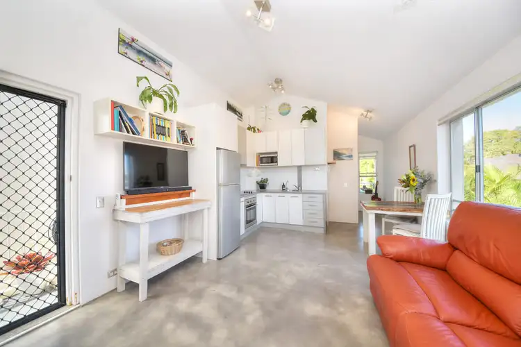 9/6 Nalla Court, Palm Beach QLD 4221