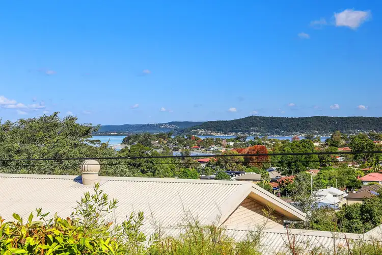 23 Carrol Avenue, East Gosford NSW 2250