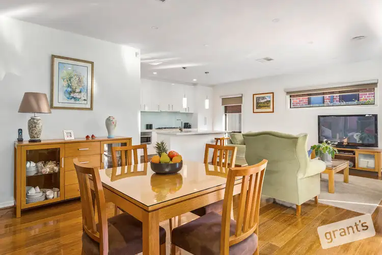 Fifth view of Homely house listing, 2/22 Hazeldene Court, Berwick VIC 3806