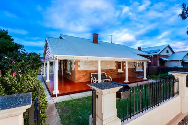 32 Windsor Street, Largs Bay SA 5016