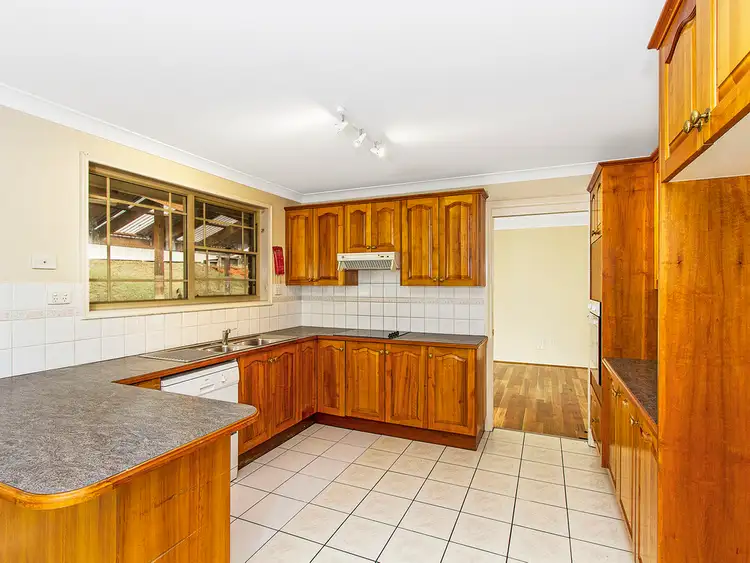 Fourth view of Homely house listing, 2 St Andrew Close, Green Point NSW 2251
