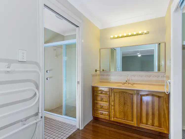 Sixth view of Homely house listing, 2 St Andrew Close, Green Point NSW 2251