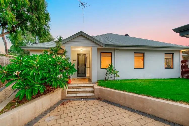 2/20 Martingale Drive, Dunsborough WA 6281