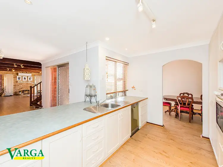 Fifth view of Homely house listing, 10 Cormorant Cross, Willetton WA 6155