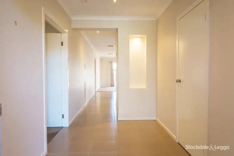 Fifth view of Homely house listing, 10 Greybox Way, Kialla VIC 3631