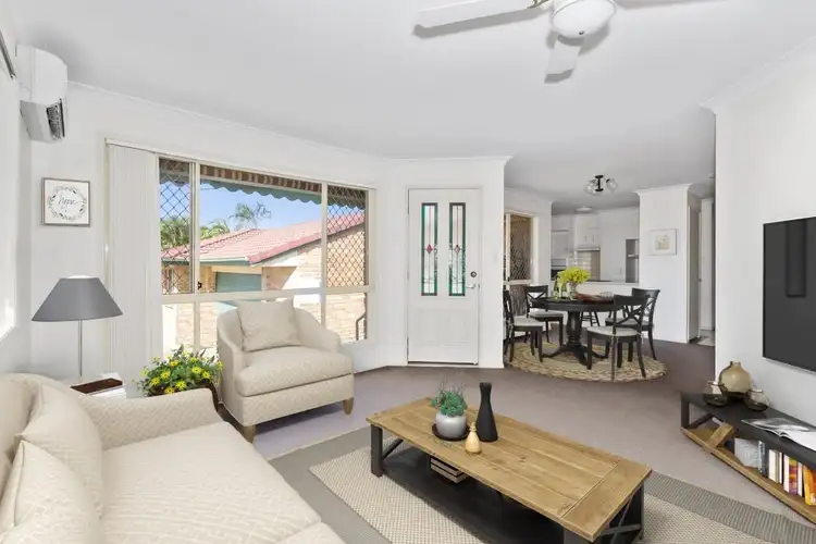 2/10 Honeymyrtle Drive, Banora Point NSW 2486