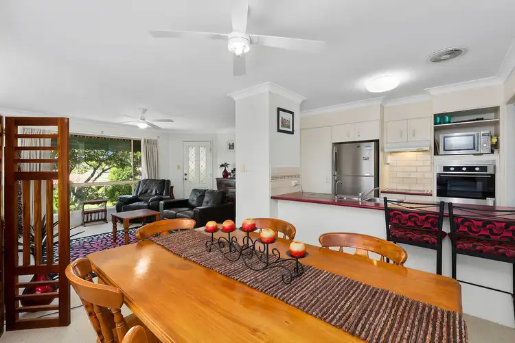 1/10 Honeymyrtle Drive, Banora Point NSW 2486