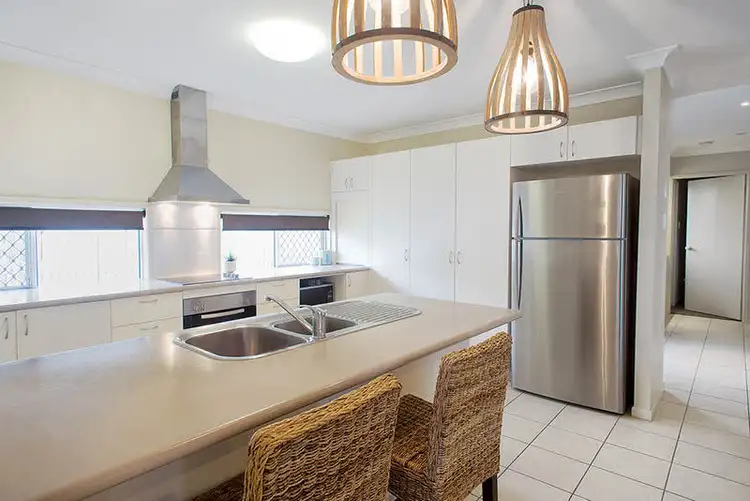 Second view of Homely house listing, 11 Fontwell Court, Mount Low QLD 4818