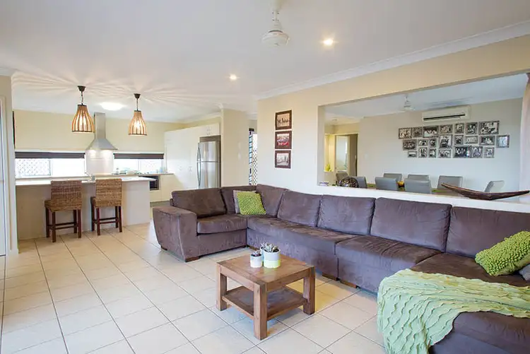 Seventh view of Homely house listing, 11 Fontwell Court, Mount Low QLD 4818