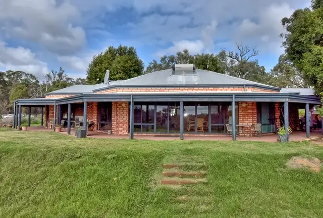 82 Braidwood Pass, Gidgegannup WA 6083