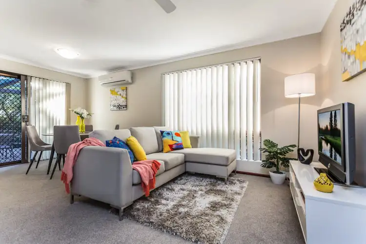 4/61 Robert Street, Como WA 6152