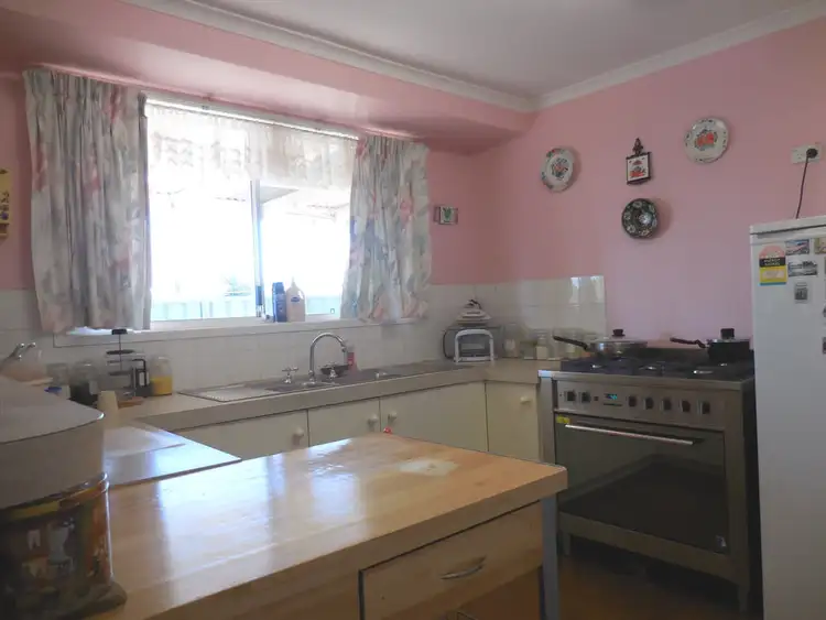 Fourth view of Homely house listing, 20 Middleton Avenue, Griffith NSW 2680