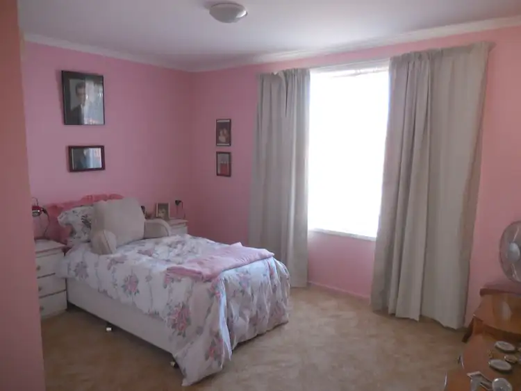 Fifth view of Homely house listing, 20 Middleton Avenue, Griffith NSW 2680