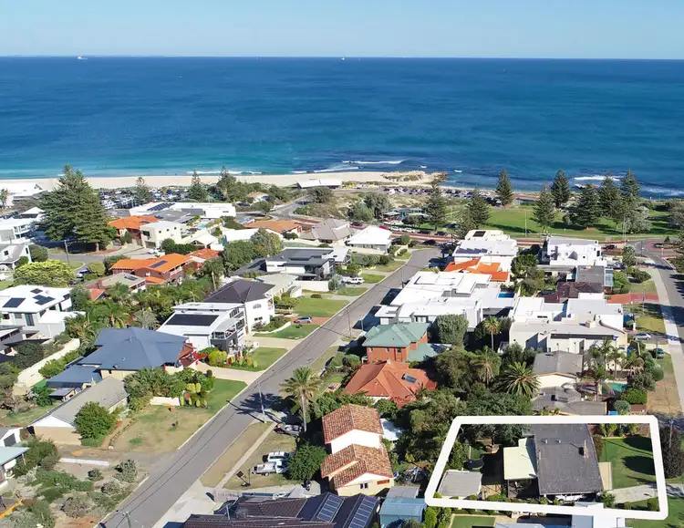 Second view of Homely house listing, 15 Karrinyup Road, Trigg WA 6029
