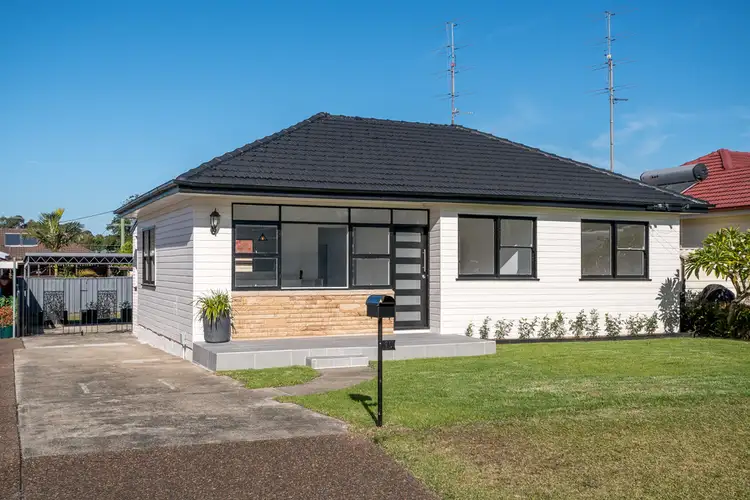15 Oxford Road, Dapto NSW 2530