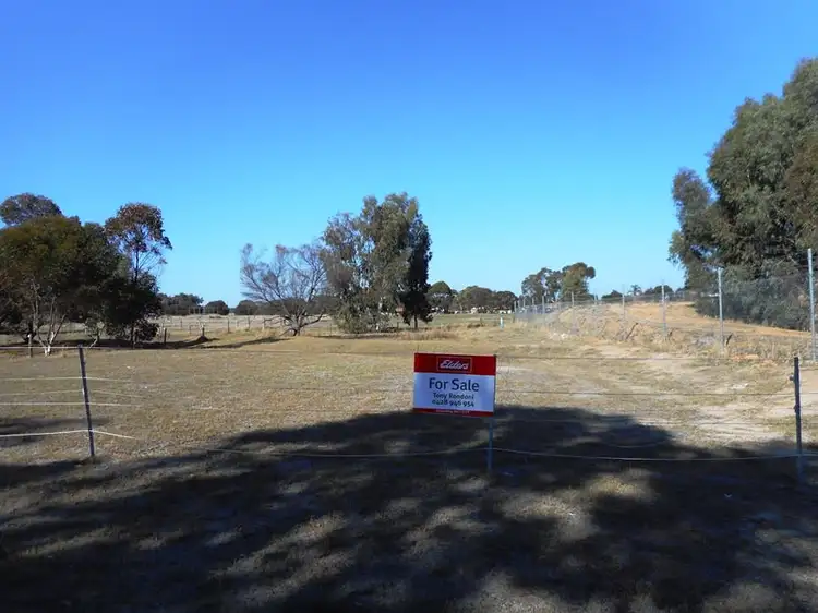Lot 8 Round Drive, Katanning WA 6317