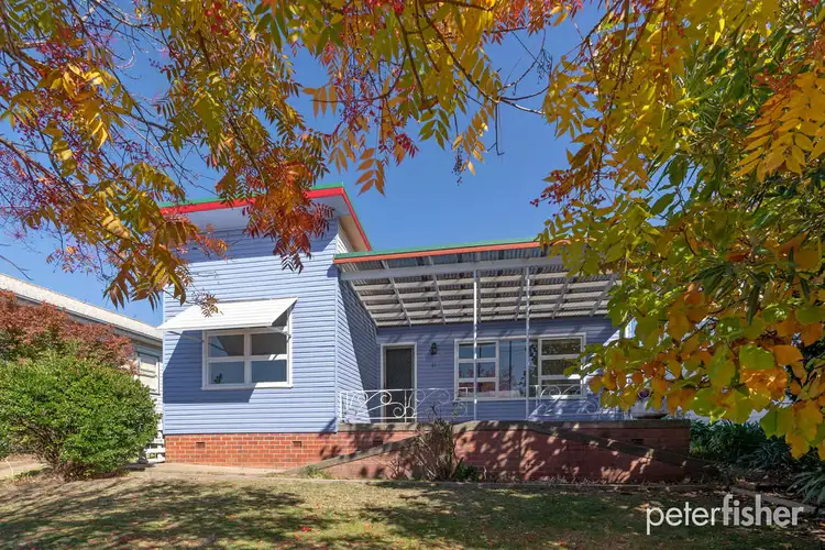 11 Molong Road, Orange NSW 2800