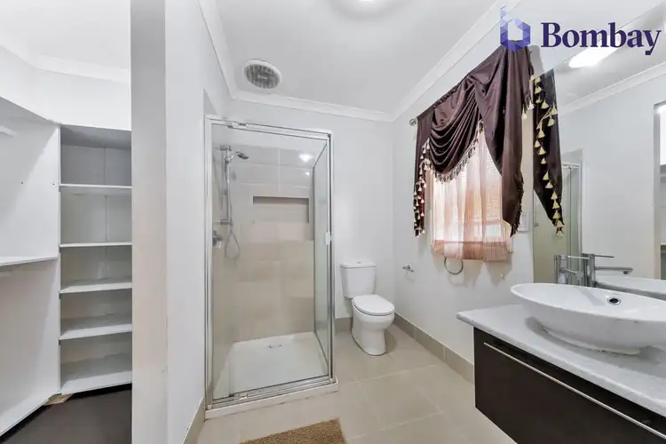 Sixth view of Homely house listing, 32 Spirited Cct, Craigieburn VIC 3064