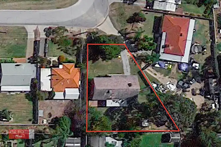 Second view of Homely house listing, 18 Clianthus Way, Koongamia WA 6056