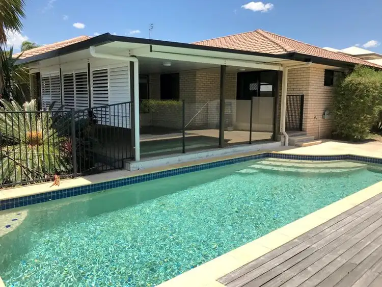27 Anglia Place, Little Mountain QLD 4551