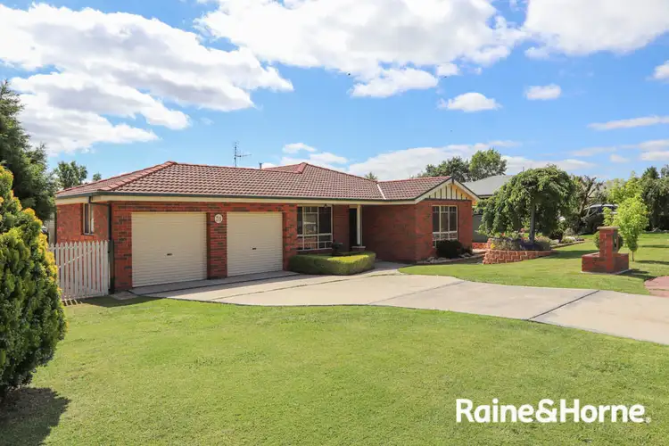 31 Hughes Street, Kelso NSW 2795