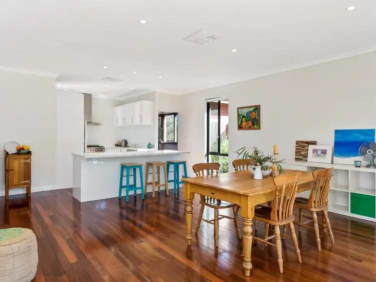 32 Coolbellup Avenue, Coolbellup WA 6163