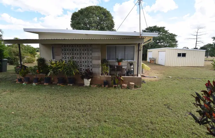 60 GLADSTONE ROAD, Queenton QLD 4820