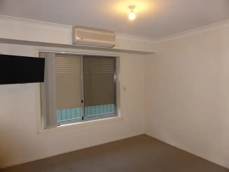 Fifth view of Homely semi-detached listing, 82B Close Street, Parkes NSW 2870