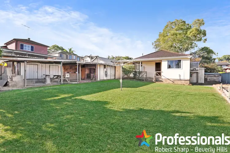 1 Daisy Street, Roselands NSW 2196