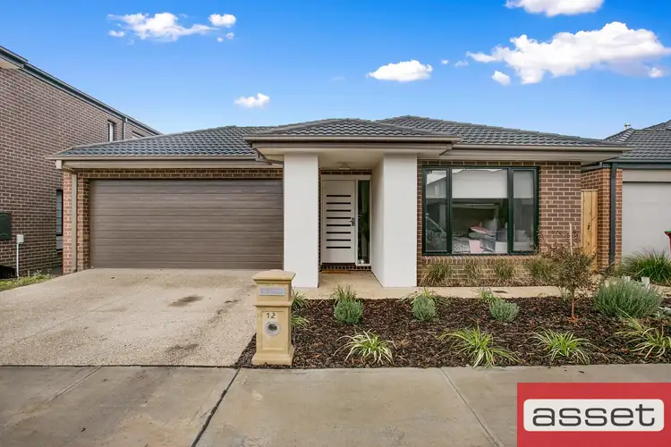 12 Wenn Ave, Clyde North VIC 3978