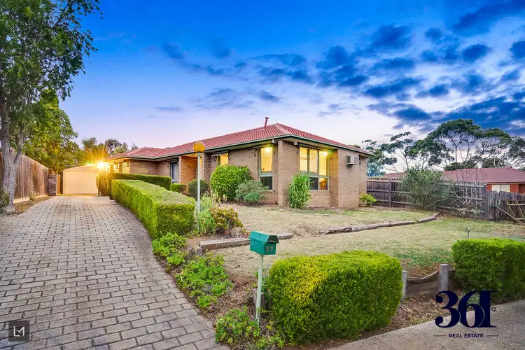 27 Manning Avenue, Kurunjang VIC 3337